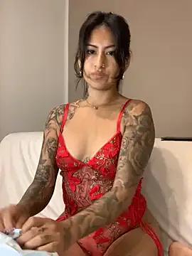 Admire StripChat's Mrskarmaa mrskarmaa from StripChat