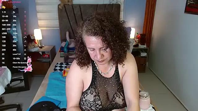 Freechat Nadia_84 on StripChat