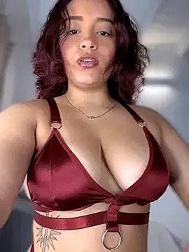 NaughtyNinnaXXX on StripChat