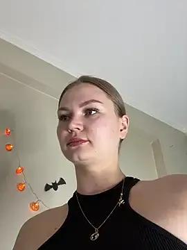 Discover NickiLike, she wants to masturbate for you NickiLike from StripChat