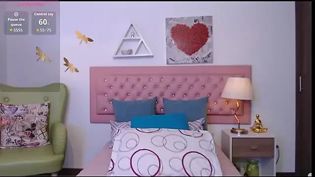 Freechat NicoletBlossom on StripChat