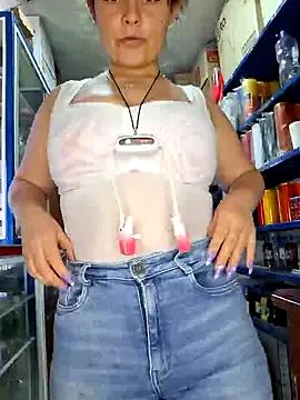 Niidia on StripChat 