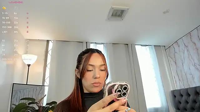 Freechat nikolevoshkie_ on StripChat