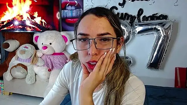 Niky_777 — let's fill this cup with my squirt