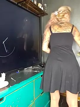 Ninasweden from StripChat