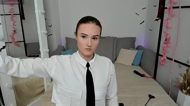 Olivia_WestSun on StripChat 
