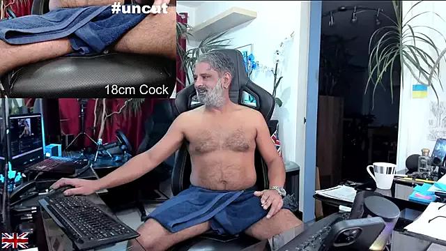 OnlineBossUK on StripChat 