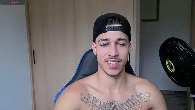 orionblaze69_ on StripChat 