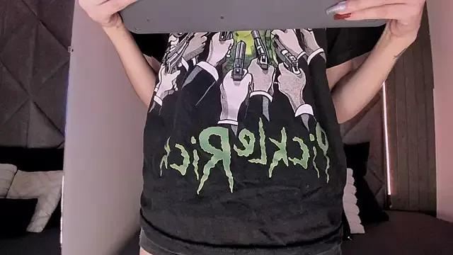 Freechat ParisFox_ on StripChat