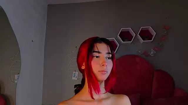 Freechat ParisFox_ on StripChat