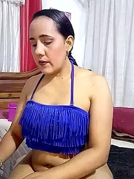 paula_temptation on StripChat 