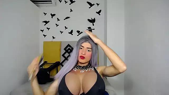 paulinabigcock on StripChat 