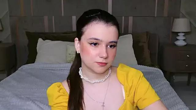 Pauline_Heaven on StripChat 