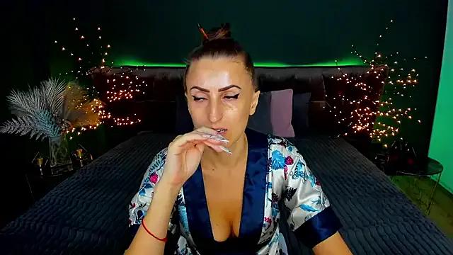 Rebecca_Diamond on StripChat 