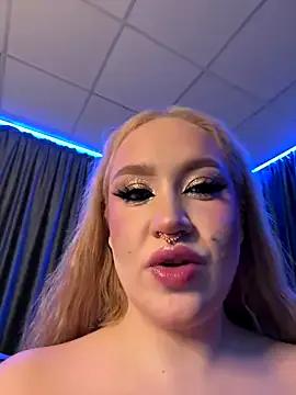 Try sweet stripper RollDolls RollDolls from StripChat