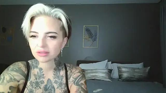 Rubyrichhxo on StripChat 