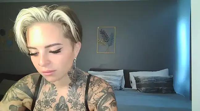 Rubyrichhxo on StripChat 