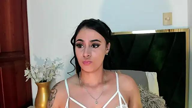 Freechat SagiraBelle on StripChat