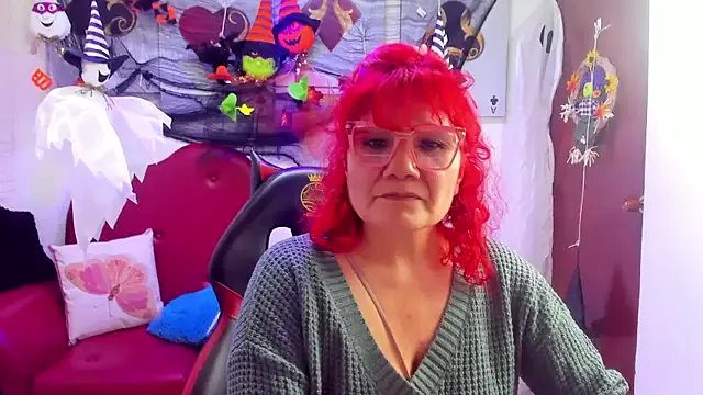 Salomeediaz_ from StripChat