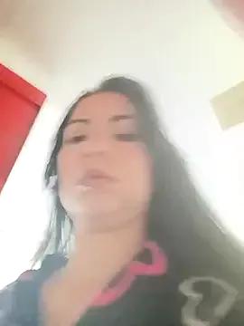 saralunabella on StripChat