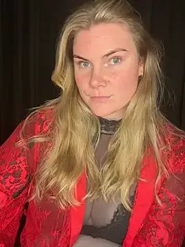 SexyBlondJoanna — A ball gag in the mouth 