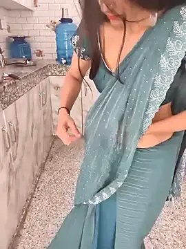 Shalu_G on StripChat