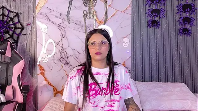 Shasa_8 from StripChat