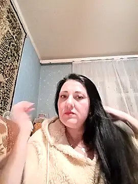 SilenTiss from StripChat