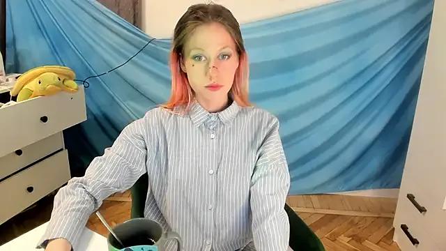 Masturbate to Silly__Milly, she wants to masturbate for you Silly__Milly from StripChat