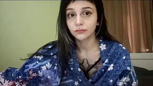 SineKiraReal on StripChat 