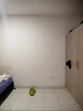 SirenRouge_69 on StripChat