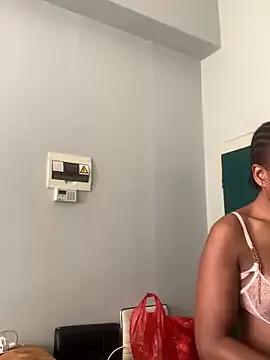 slimcateee on StripChat 