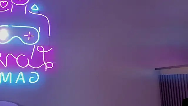 Sophia_Cambpell from StripChat