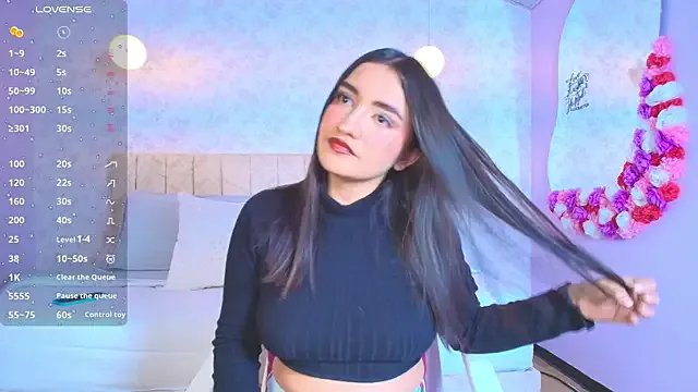 sweet_artemiis on StripChat