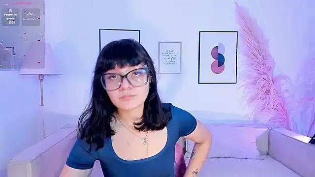 Freechat Sweet_Namii on StripChat