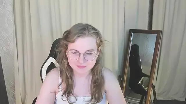 Tara_Harris on StripChat 