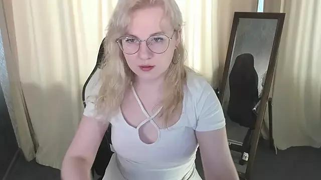 Tara_Harris on StripChat 