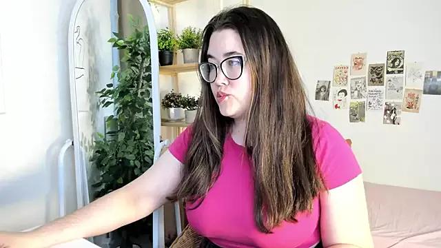 Tara_Torres on StripChat 