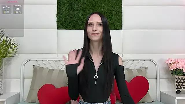 TaraHarris on StripChat 
