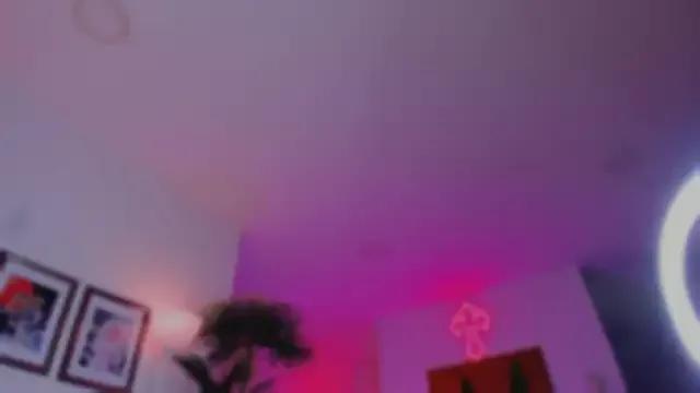 Freechat Taylor__foxxx on StripChat