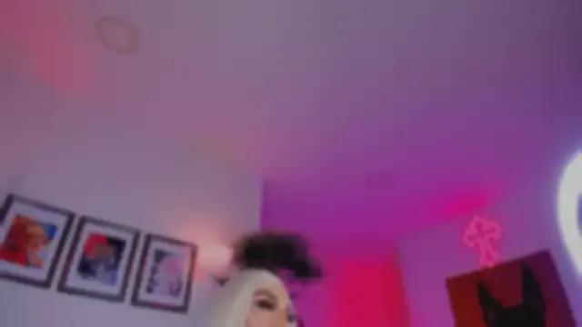 Freechat Taylor__foxxx on StripChat