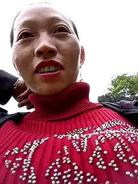 tcm-cute from StripChat