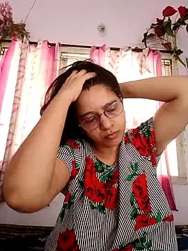 Masturbate to Thanusi_2, she wants to masturbate for you thanusi_2 from StripChat