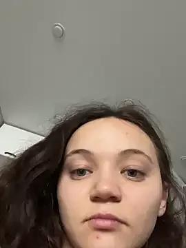 TheYourL on StripChat 