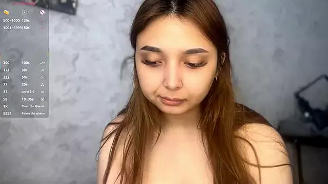UdeleBarns on StripChat 