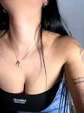 Valentina_cartier on StripChat 