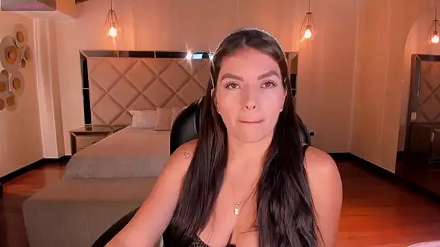 ValeriaRoldanX on StripChat 