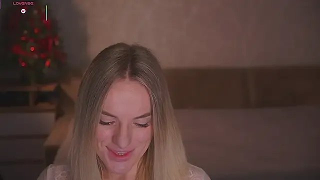 Vanille_Mystery from StripChat