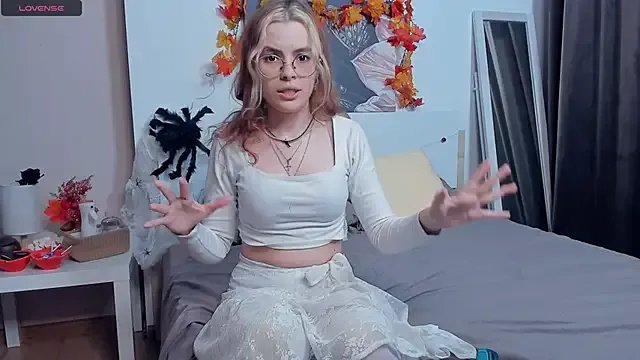 VedaSchulz on StripChat