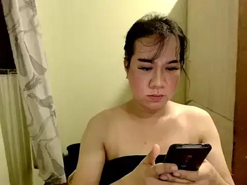 YoueSweetERIKHA on StripChat 